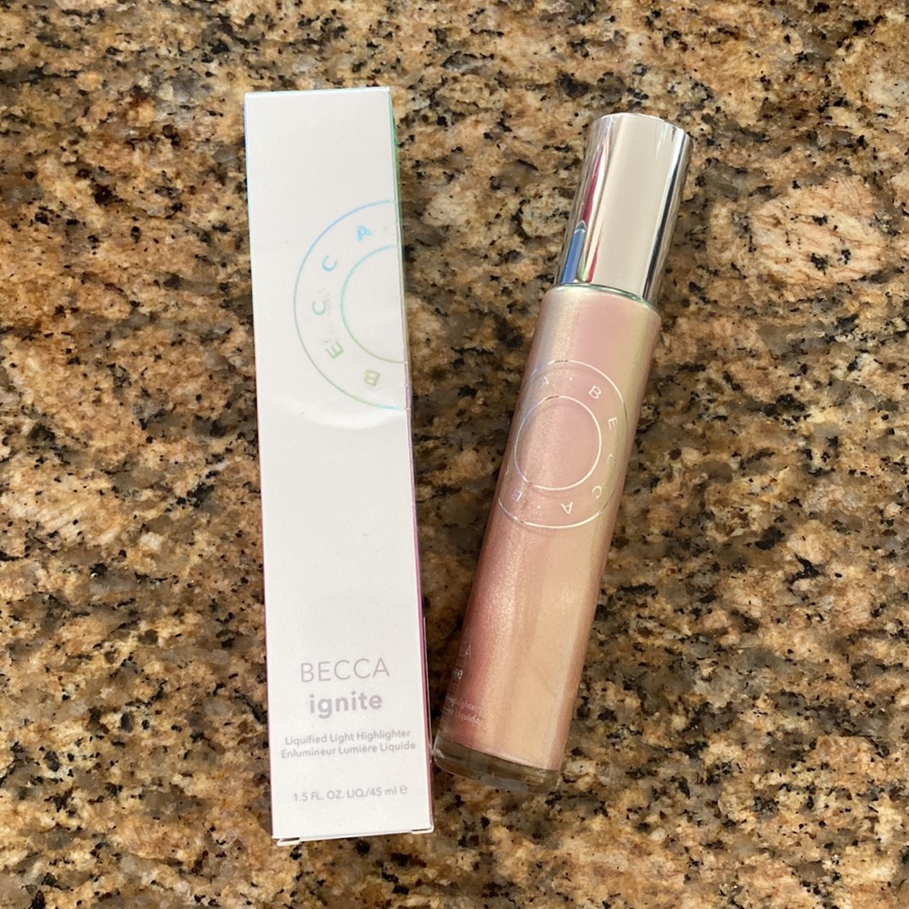 BECCA Ignite Liquified Light Highlighter - Passion